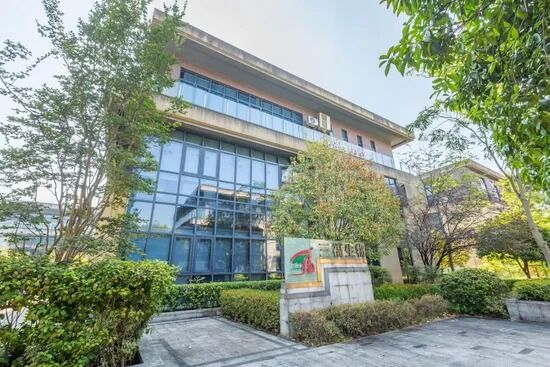 Υψηλής ποιότητας εκχύλισμα μανιταριών Shiitake 50% Lentinan Brown Yellow Powder για τροφικές και φαρμακευτικές εφαρμογές